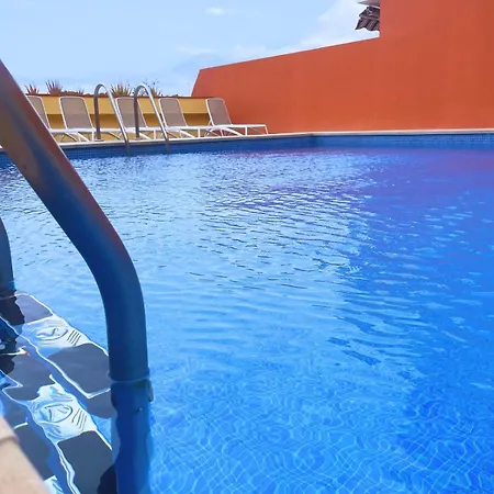 Chillstay Oceanfront - 4 Beds And A Pool